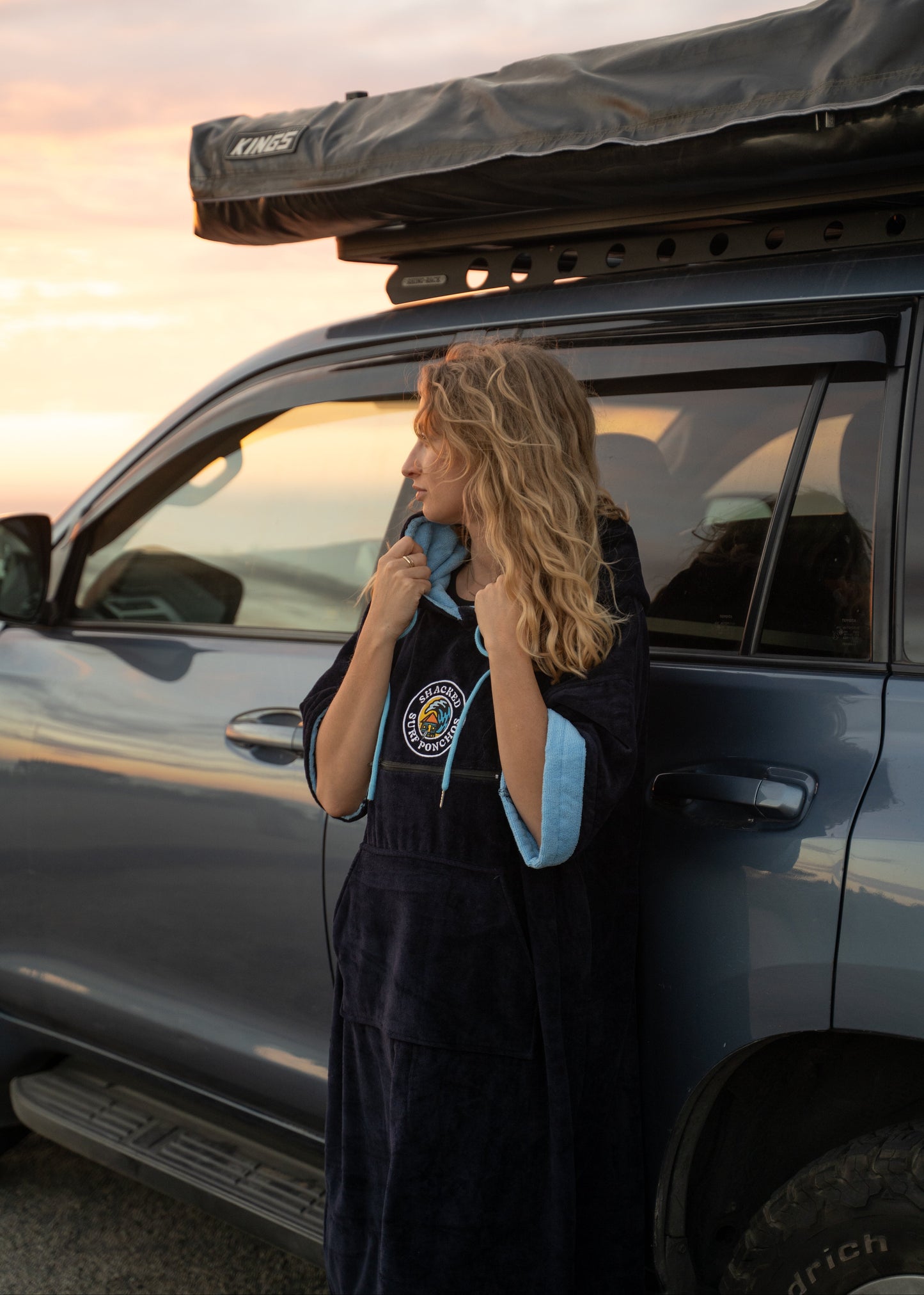 Shacked The Drift Surf Poncho | Navy/ Sky Blue [Unisex]